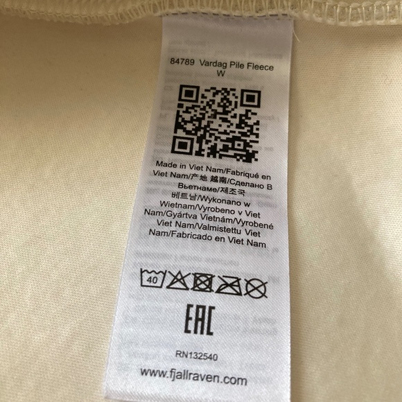 Fjallraven Cream Jacket with Orange Accents - Picture 8 of 13